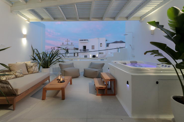 Porta Marina Deluxe Suite in Naxos